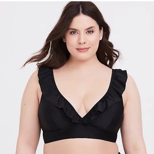 Torrid wireless triangle ruffle bikini top 1x